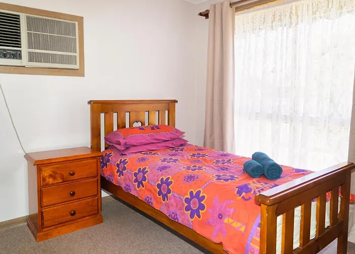 Cozy 2 Bedroom House /Melbourne