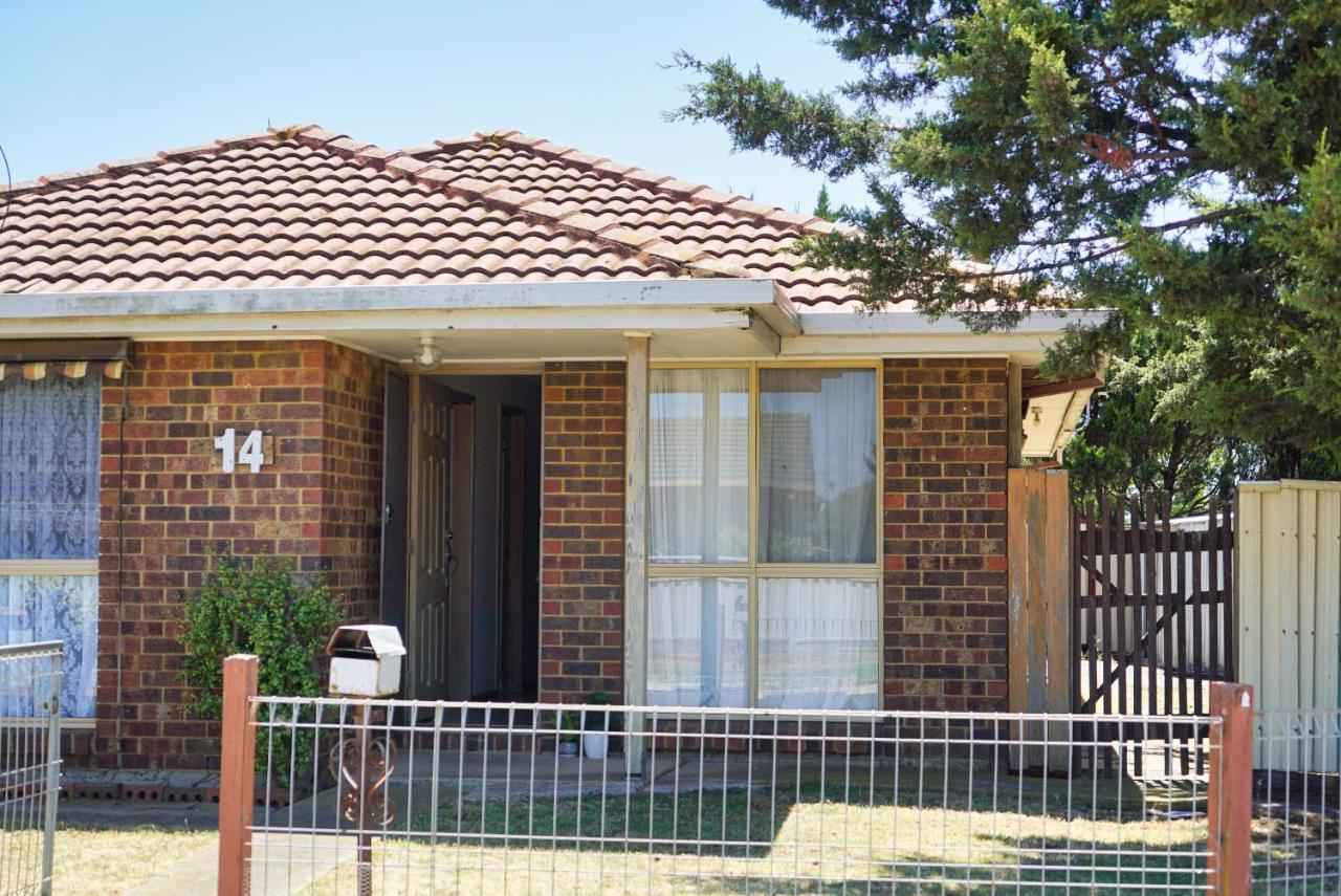 Cozy 2 Bedroom House /melbourne *